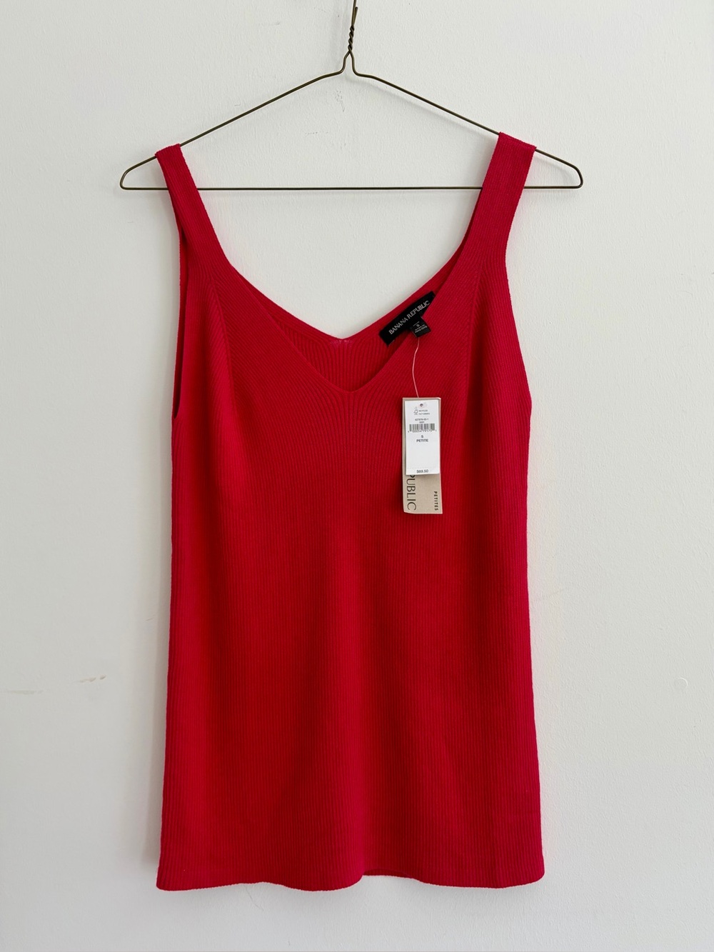 NWT Banana Republic Red Ribbed V-Neck Tank
